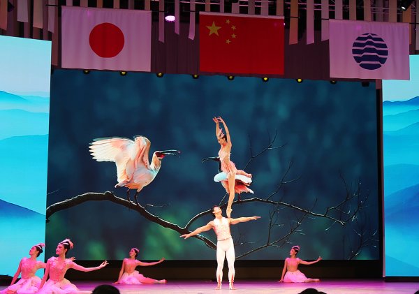正规配资之家 文化表演丰富新颖, 日本大阪世博会举行中国国家馆日活动